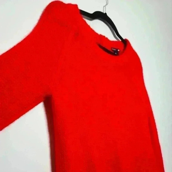 H&M Bright Red Medium Knit Sweater Size Small EUC - Picture 4 of 7